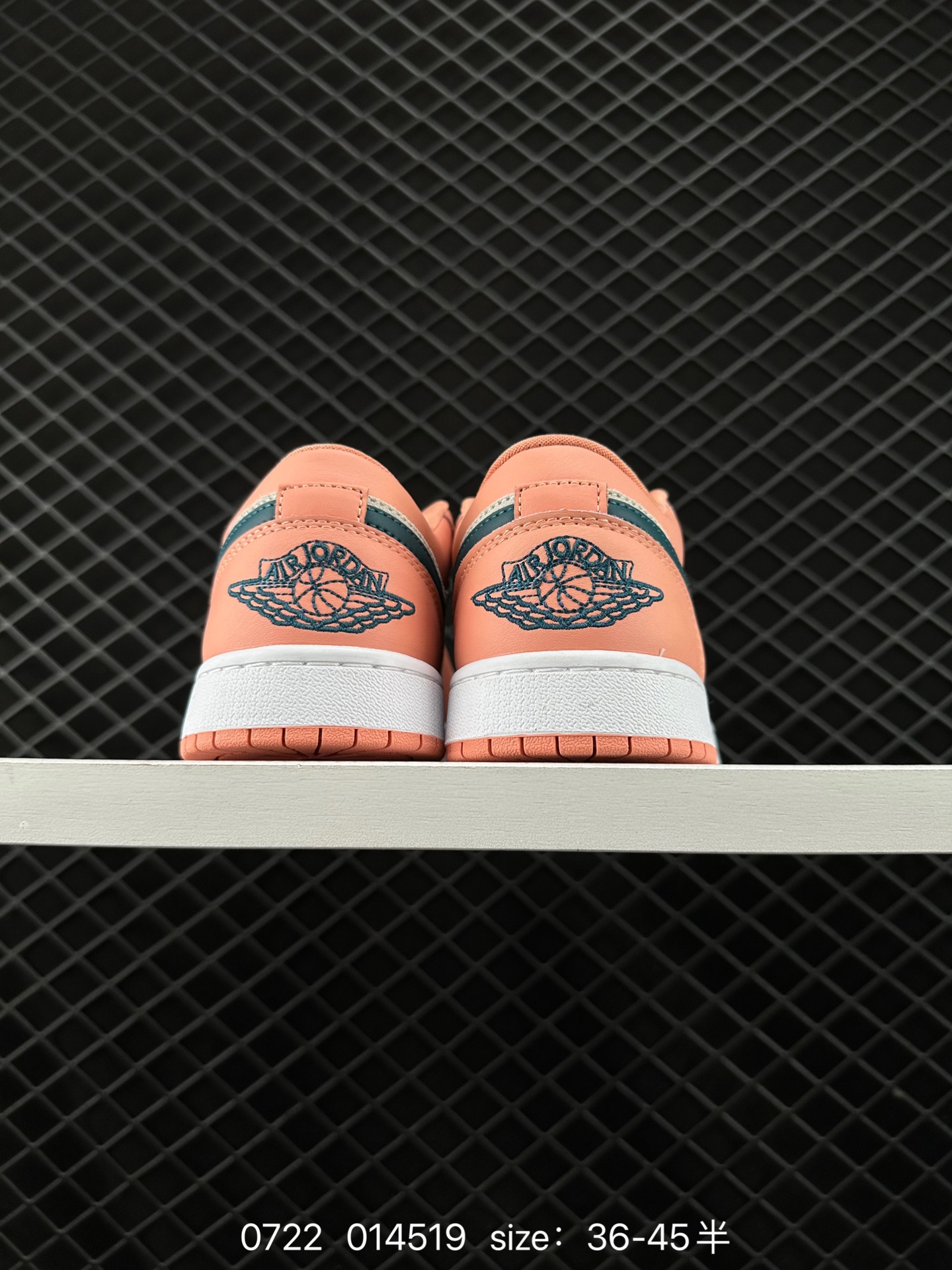 Air Jordan 1 Low AJ1